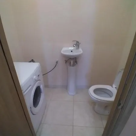 Mayfair Apartment *