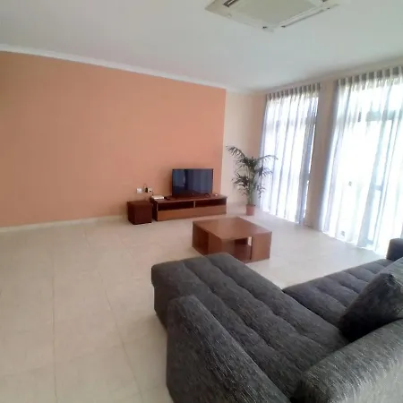 Mayfair Apartment