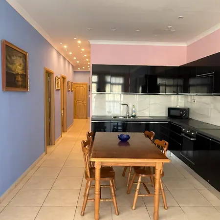 Mayfair Apartment